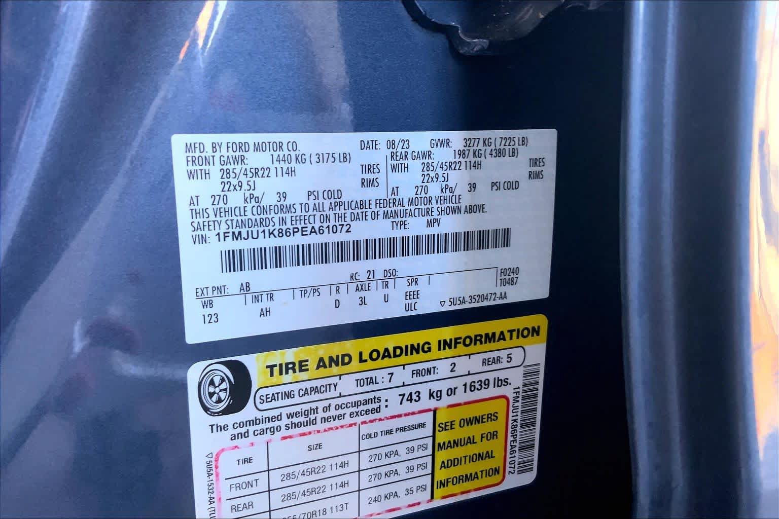 Used 2023 Ford Expedition Limited RWD image 32