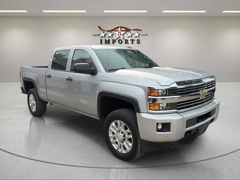 Used 2015 Chevrolet Silverado 2500 LT w/ LT Convenience Package AWD/4WD image 7