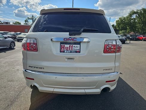 Used 2011 GMC Acadia Denali AWD/4WD image 4