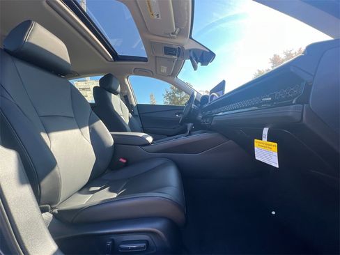 New 2025 Honda Accord EX-L image 39