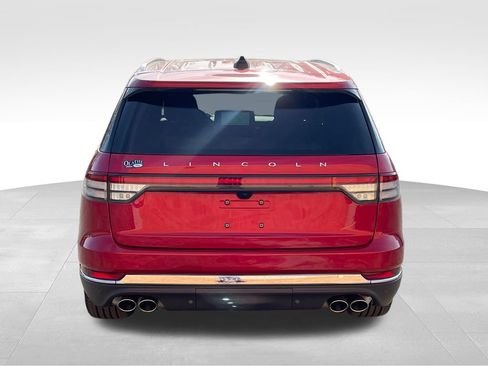 New 2026 Lincoln Aviator Reserve w/ Illumination Package image 4