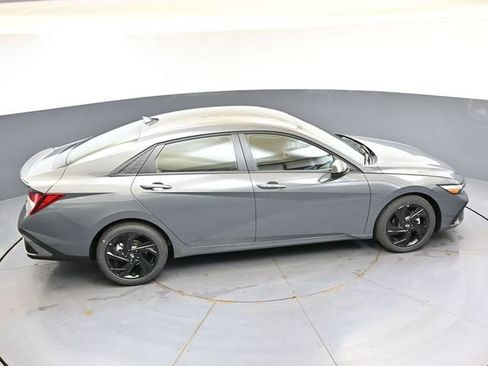 Used 2026 Hyundai Elantra Sport FWD image 51