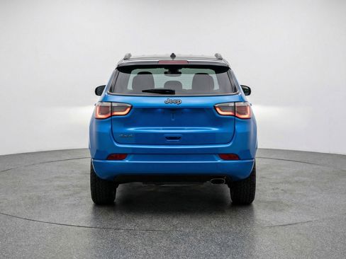 Used 2025 Jeep Compass Trailhawk image 7