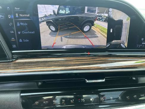Used 2023 Cadillac Escalade Premium Luxury w/ Performance Package AWD/4WD image 22