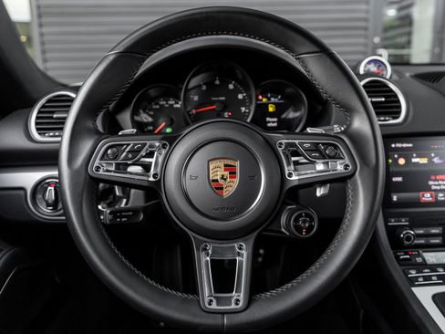 Certified 2024 Porsche 718 Boxster RWD image 27