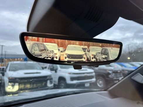 New 2025 Chevrolet Silverado EV RST image 29