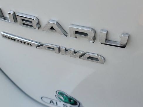 Used 2020 Subaru Outback Limited AWD/4WD image 6
