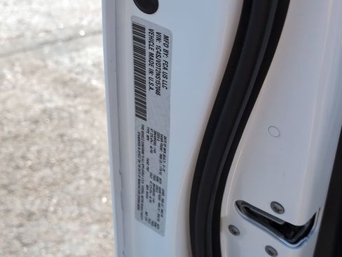 Used 2022 Jeep Wagoneer Series III w/ Premium Group I image 25