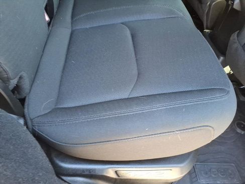 Used 2023 Jeep Wrangler Unlimited w/ Cold Weather Group image 20