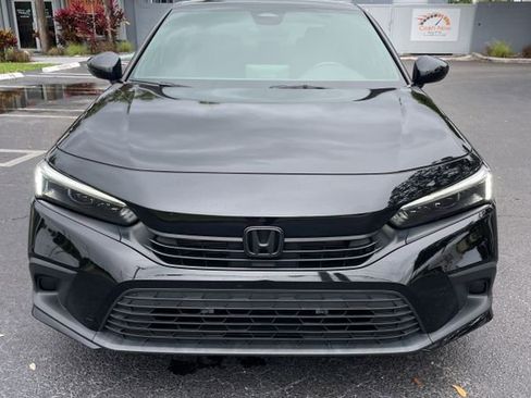 Used 2023 Honda Civic Sport image 17