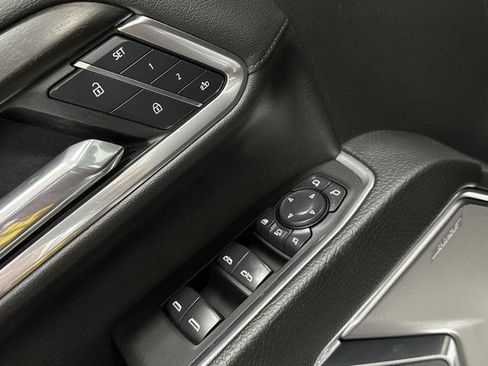 Used 2025 GMC Sierra 2500 Denali w/ Technology Package image 33