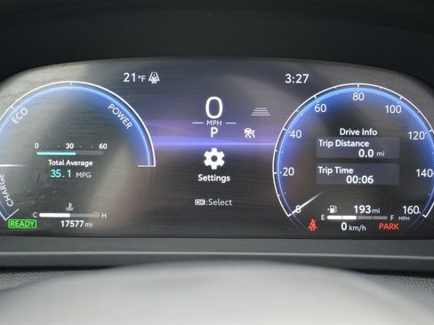 Used 2023 Toyota Crown Limited w/ Advanced Technology Package image 14