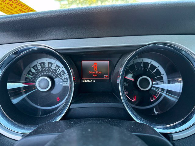 Used 2013 Ford Mustang Premium RWD image 15