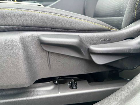 New 2026 Chevrolet Trax LT w/ Driver Confidence Package FWD image 17