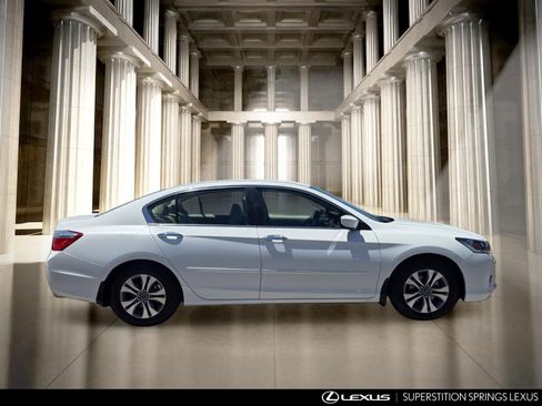 Used 2014 Honda Accord LX image 3