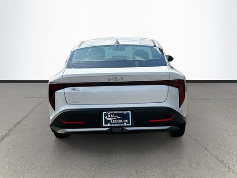 New 2025 Kia K4 LXS image 6