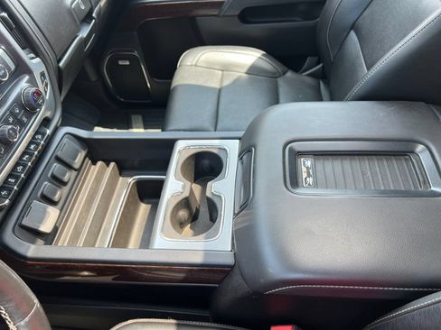Used 2018 GMC Sierra 1500 SLT AWD/4WD image 29
