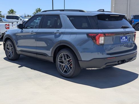 New 2026 Ford Explorer ST-Line w/ ST-Line Street Pack RWD image 4