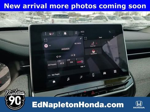 Used 2022 Jeep Compass Latitude w/ Sun and Sound Group image 19