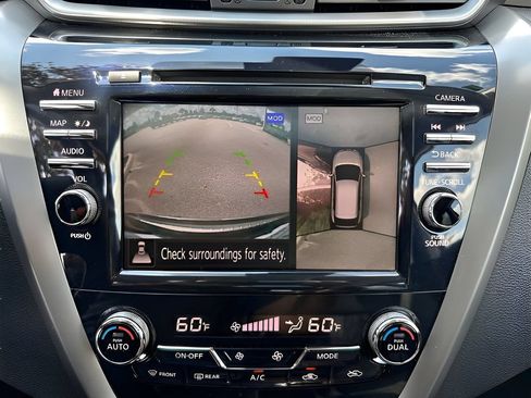 Certified 2024 Nissan Murano Platinum w/ Cargo Package FWD image 25