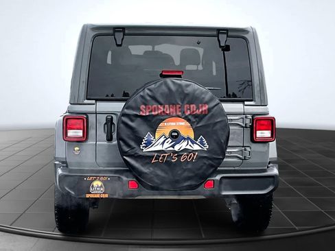 Used 2023 Jeep Wrangler Sahara image 5