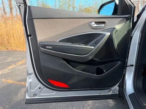 Used 2016 Hyundai Santa Fe Limited image 20