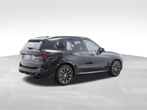 New 2026 BMW X5 M60i image 5
