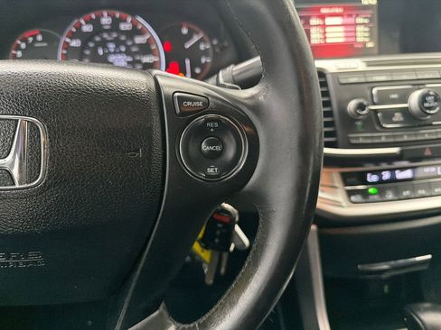 Used 2014 Honda Accord Sport image 24