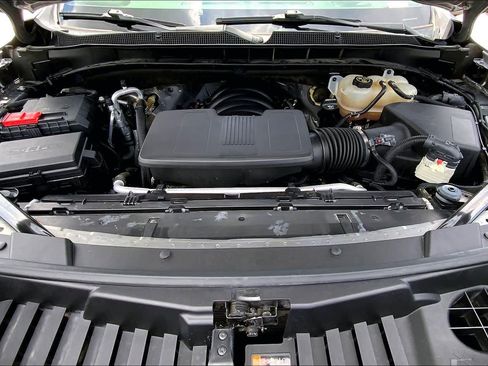 Used 2022 Chevrolet Tahoe Z71 image 31