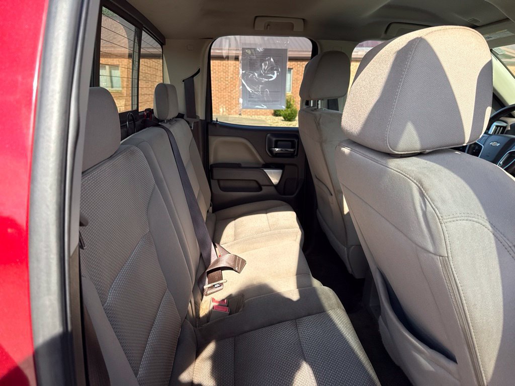 Used 2017 Chevrolet Silverado 1500 LT w/ All Star Edition AWD/4WD image 28