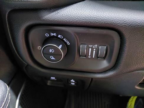 Certified 2022 RAM 1500 Laramie AWD/4WD image 45