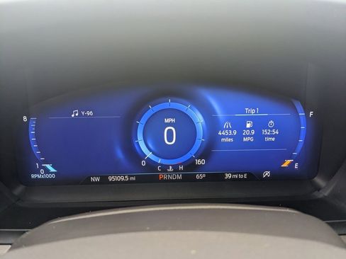 Used 2020 Ford Explorer Platinum w/ Premium Technology Package image 26