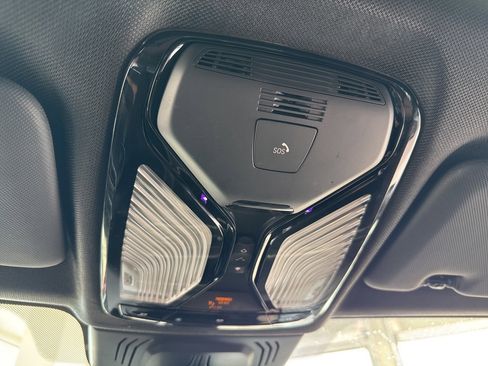 Used 2022 BMW X5 xDrive45e w/ M Sport Package image 33