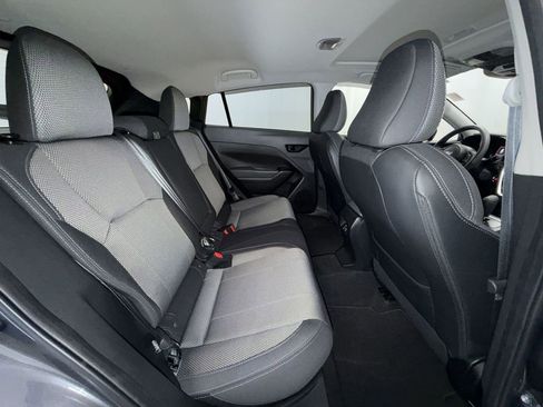 Used 2024 Subaru Crosstrek 2.0i Premium AWD/4WD image 17