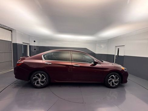 Used 2016 Honda Accord LX image 8