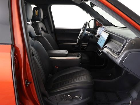 Used 2022 Rivian R1T Adventure image 29
