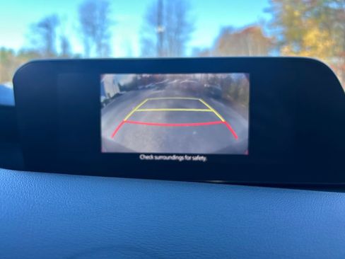 Used 2022 MAZDA MAZDA3 s image 14