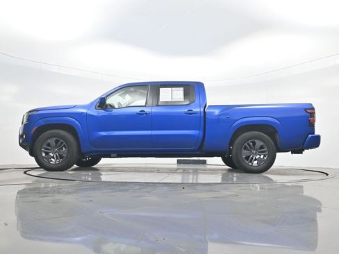 Used 2025 Nissan Frontier SV w/ SV Convenience Package RWD image 33