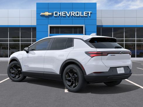New 2026 Chevrolet Equinox EV LT w/ Midnight Package FWD image 3