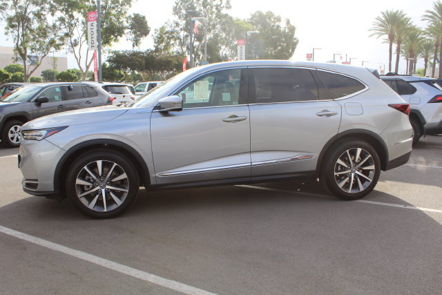 Used 2025 Acura MDX w/ Technology Package FWD image 6