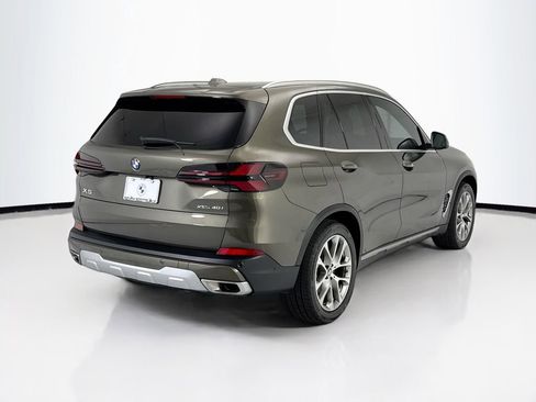 Certified 2024 BMW X5 xDrive40i w/ Premium Package AWD/4WD image 5
