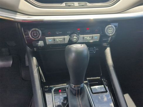 Used 2022 Jeep Compass Limited image 19