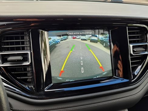 Used 2024 Dodge Durango SXT w/ 3rd Row Seating Group image 26