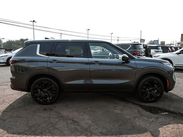 New 2026 Mitsubishi Outlander LE AWD/4WD image 7