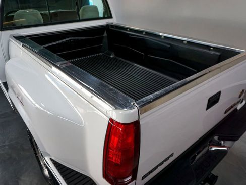 Used 1997 GMC Sierra 1500 4x4 Regular Cab w/ Marketing Option Pkg 3 image 55