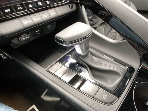 New 2025 Hyundai Elantra SEL image 22