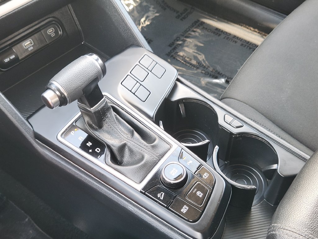 Certified 2024 Kia Sportage LX FWD image 10