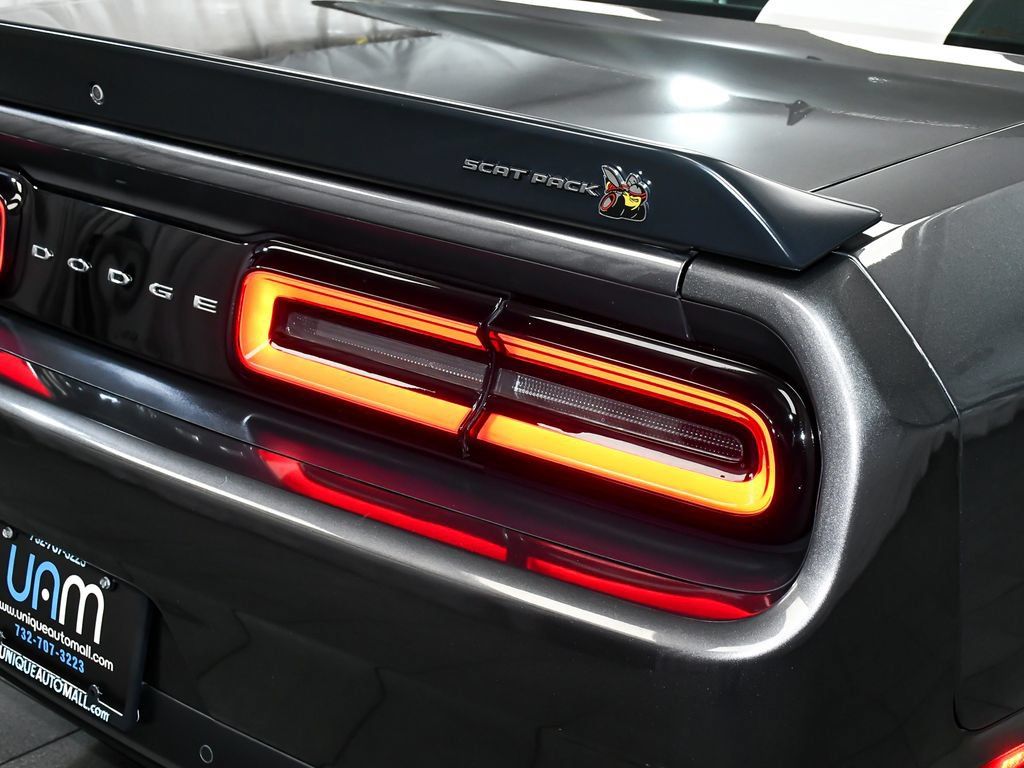 Used 2022 Dodge Challenger R/T Scat Pack RWD image 74