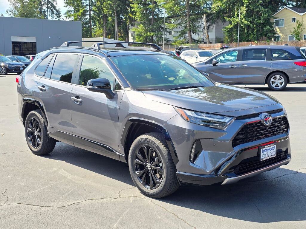 Used 2024 Toyota RAV4 XSE w/ Advanced Technology Package AWD/4WD image 11