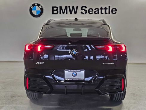 New 2026 BMW X2 xDrive28i w/ Technology Package AWD/4WD image 5